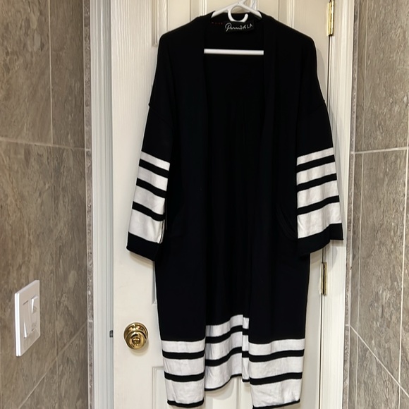 NWT Parrish LA Jude Long Cardigan Sweater. - Picture 3 of 11